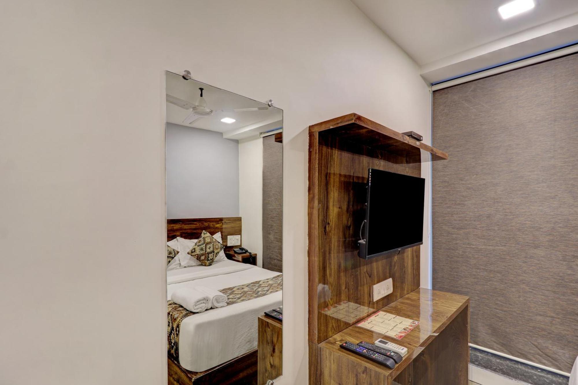 Hotel Merry Gold Mumbai Exterior photo